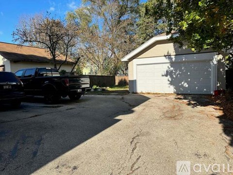 1012 Lincoln Ave 2 Beds Apartment for Rent
