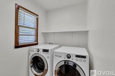 1100 Highland Drive 3 Beds Apartment for Rent