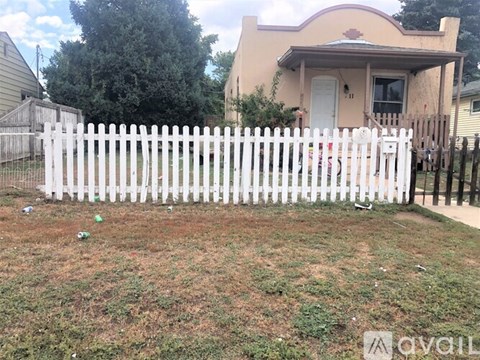 11 S Meade St 3 Beds Apartment for Rent