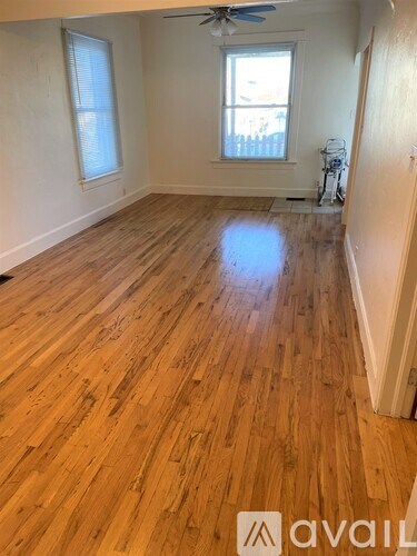 11 S Meade St 3 Beds Apartment for Rent