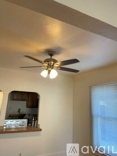 11 S Meade St 3 Beds Apartment for Rent