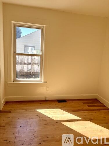11 S Meade St 2 Beds Apartment for Rent