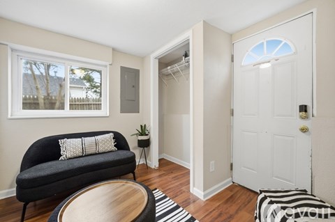 2720 Alder St 2 Beds Apartment for Rent