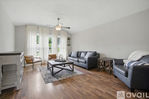 2720 Alder St 3 Beds Apartment for Rent