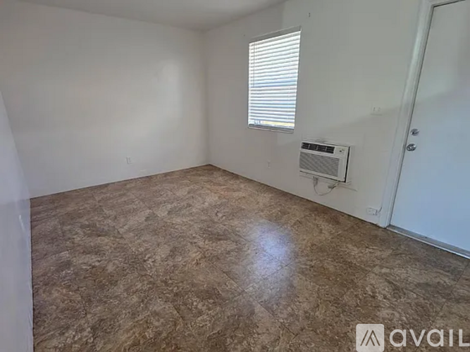 2850 Southwest 18th Terrace 1 Apartment for Rent - Photo gallery 4