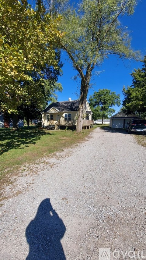 18981 MO-22 3 Beds Apartment for Rent