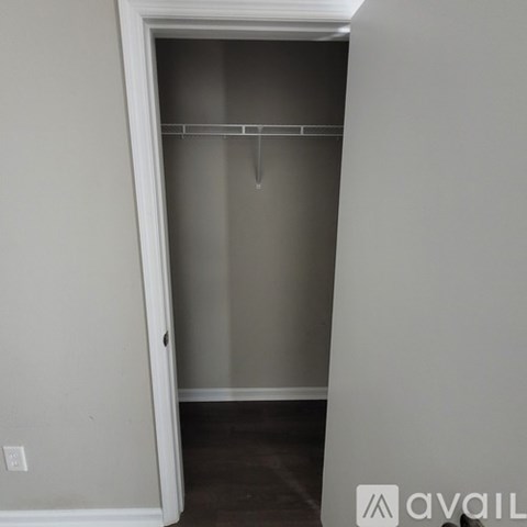 143 Dormont Drive Northeast 3 Beds Apartment for Rent