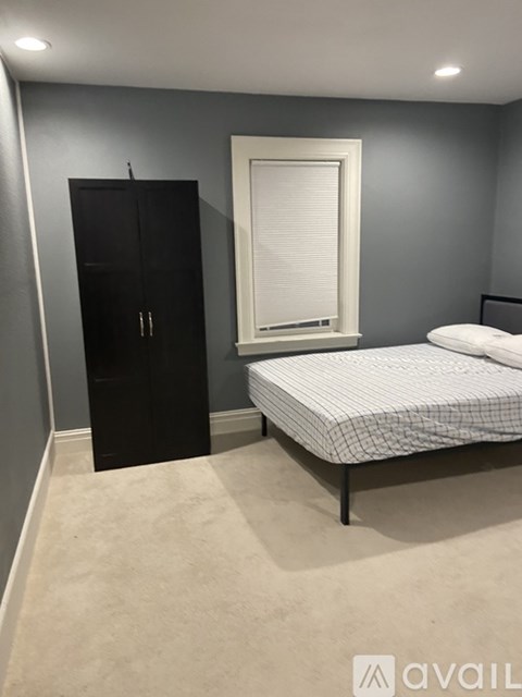 820 Bristol Ave 5 Beds Apartment for Rent