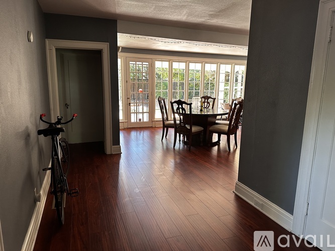 820 Bristol Ave 5 Beds Single Family Home for Rent - Photo gallery 4