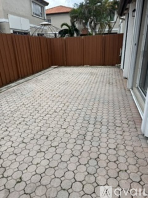 14312 Northwest 83Rd PL 2 Beds Apartment for Rent