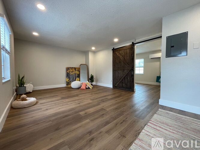 1225 Moselle Avenue 1 Apartment for Rent - Photo gallery 1