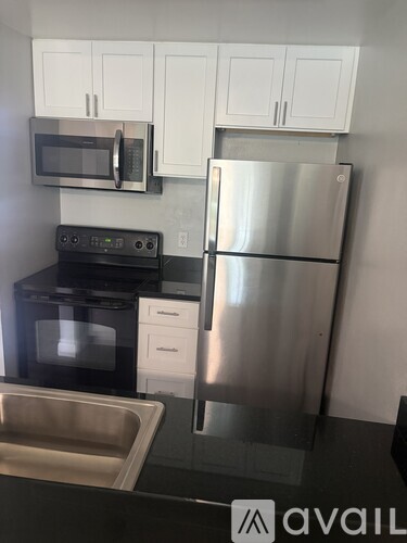 2901 MacArthur Boulevard 2 Beds Single Family Home for Rent - Photo gallery 3