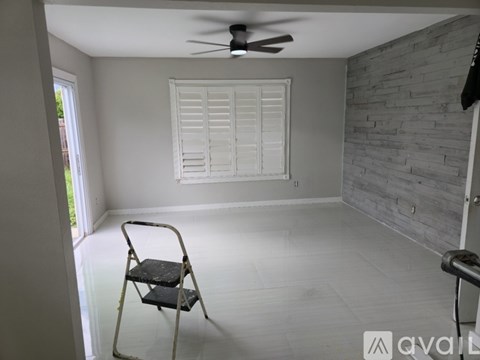 458 Southwest Bridgeport Drive 3 Beds Apartment for Rent