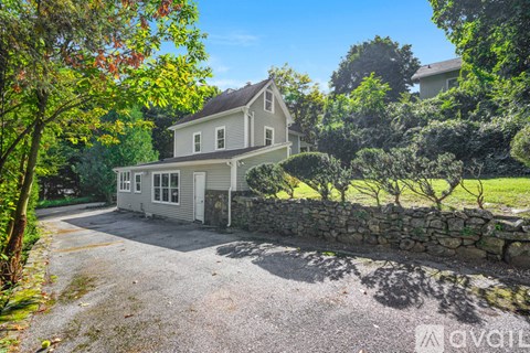 51 South Road 3 Beds Apartment for Rent