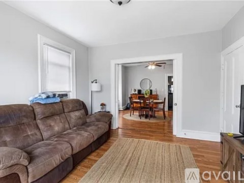 40 Vine Street 2 Beds Apartment for Rent