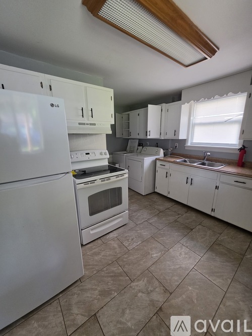 306 W Main St 2 Beds Apartment for Rent - Photo gallery 5