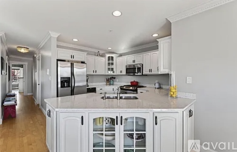 16 Guilford Court 2 Beds Condo for Rent - Photo gallery 2