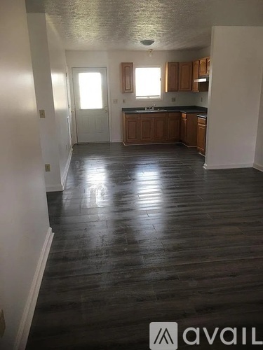 142 Russell Rd 2 Beds Apartment for Rent - Photo gallery 2