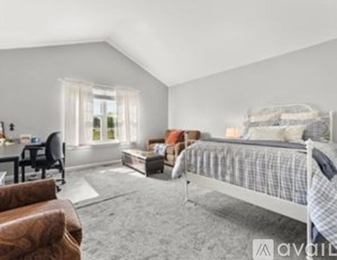 713 Abbington Court 2 Beds Apartment for Rent