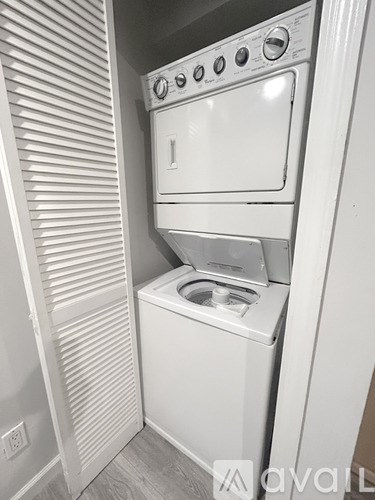 1 Gardner Avenue 1 Apartment for Rent