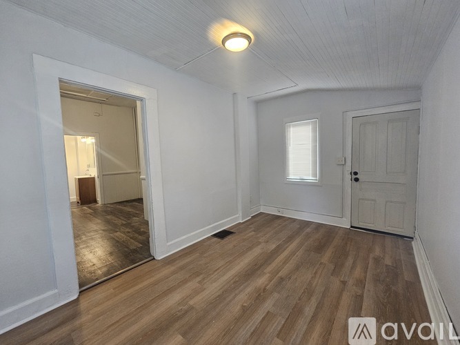 658 E 3rd Ave 1 Apartment for Rent - Photo gallery 5