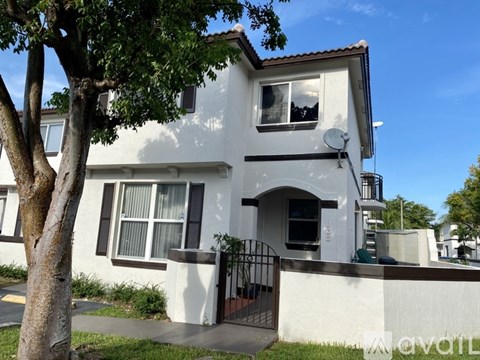 8575 Southwest 152Nd Avenue 3 Beds Apartment for Rent