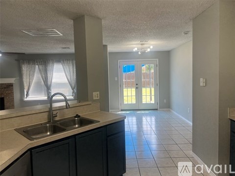 1138 Thornhill Ln 4 Beds Apartment for Rent