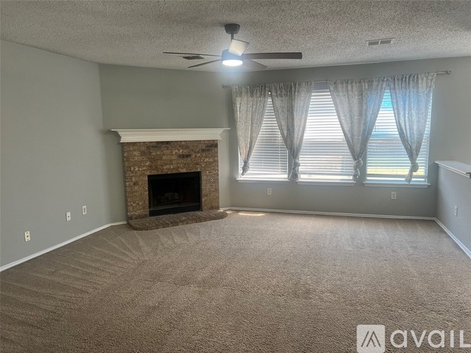 1138 Thornhill Ln 4 Beds Single Family Home for Rent - Photo gallery 5