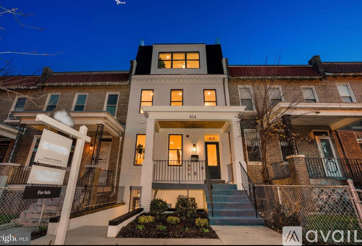 614 Otis Place Northwest 4 Beds Townhouse for Rent - Photo gallery 1