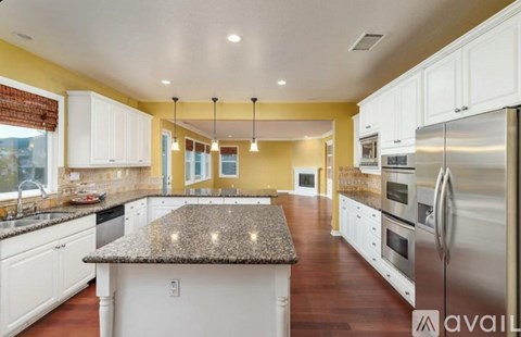 3267 Huntfield Street 5 Beds Apartment for Rent