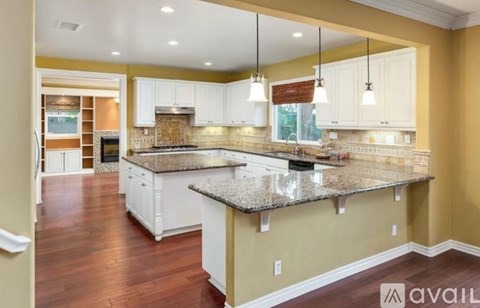 3267 Huntfield Street 5 Beds Apartment for Rent