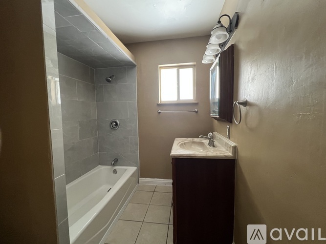 2901 S K St 3 Beds Single Family Home for Rent - Photo gallery 5