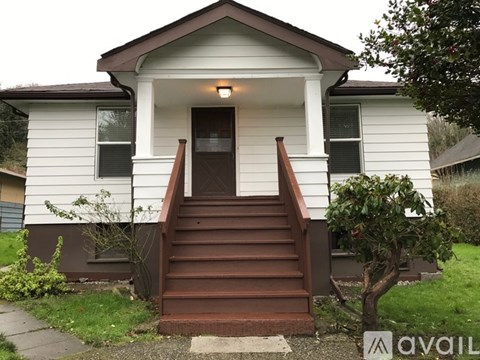 5906 18Th Avenue South 3 Beds Apartment for Rent