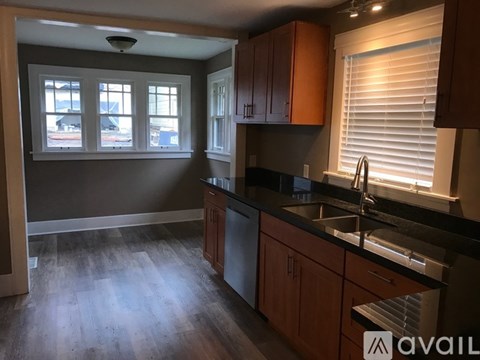 5906 18Th Avenue South 3 Beds Apartment for Rent