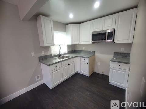 821 S Van Ness Ave 2 Beds Apartment for Rent