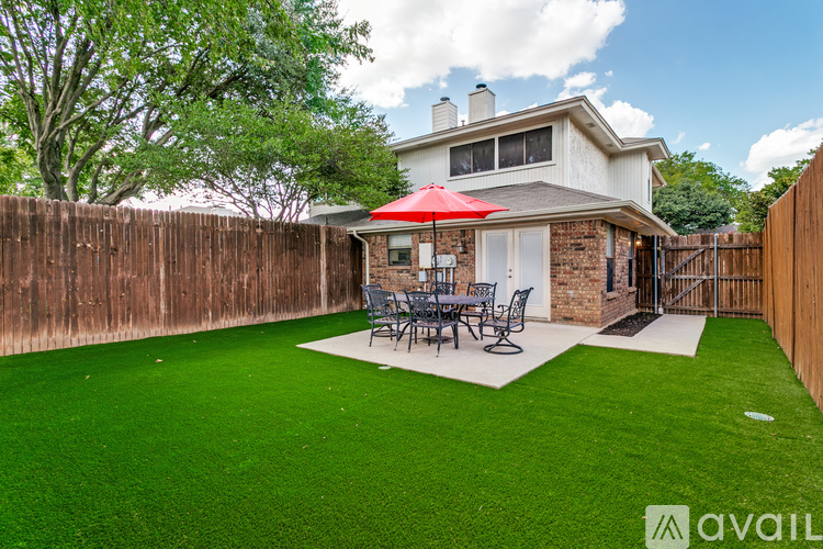 529 Essex Place 2 Beds Single Family Home for Rent - Photo gallery 2