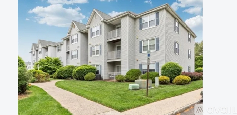 107 Stratford Place 2 Beds Condo for Rent - Photo gallery 1