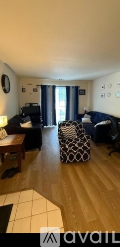 107 Stratford Place 2 Beds Condo for Rent - Photo gallery 2