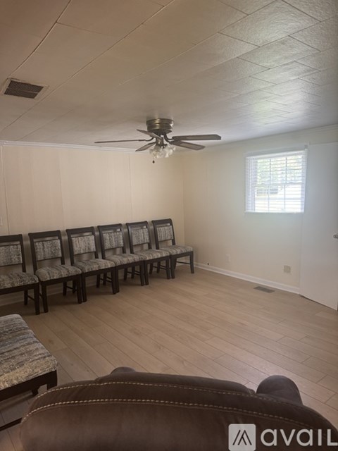102 Outerbridge Road 3 Beds Apartment for Rent