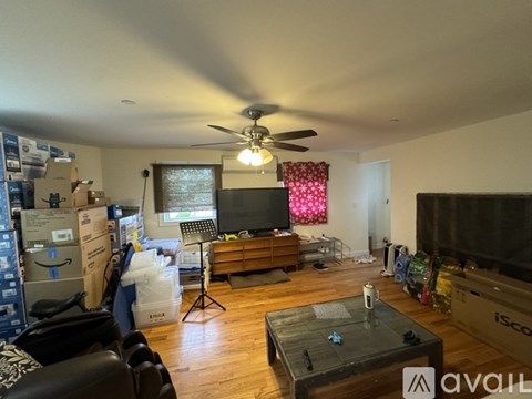 31 Post Pl 2 Beds Apartment for Rent