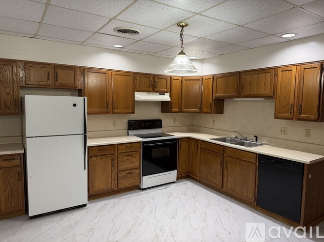 312 N Centre St 2 Beds Apartment for Rent - Photo gallery 1