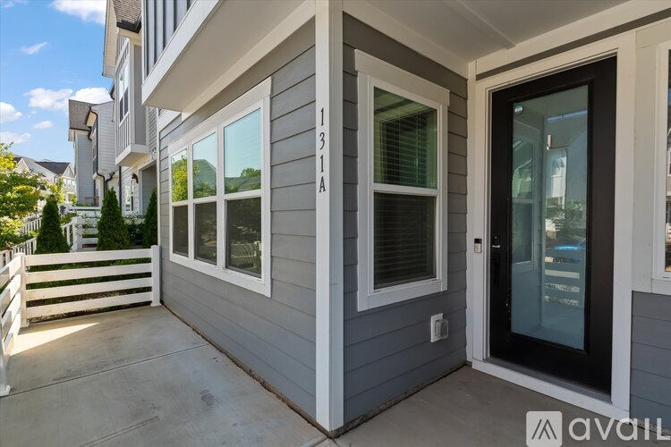 131 Berkeley Ave 4 Beds Townhouse for Rent - Photo gallery 2