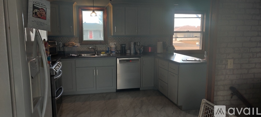 1950 Prospect Drive Northeast 1 Single Family Home for Rent - Photo gallery 2