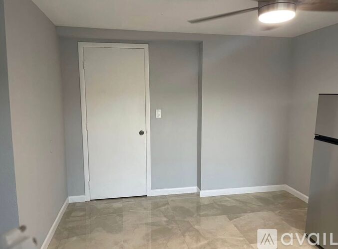 340 SW 31st Ave 1 Apartment for Rent - Photo gallery 1