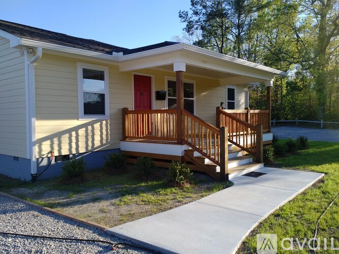 107 Oakwood Dr 4 Beds Single Family Home for Rent - Photo gallery 4