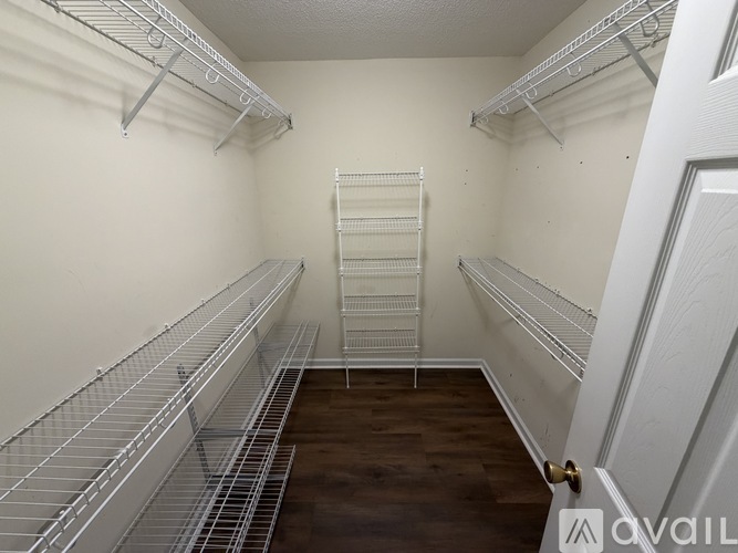 5 Throgs Neck Way 4 Beds Single Family Home for Rent - Photo gallery 5
