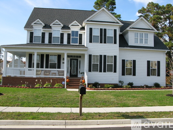 904 Hathaway Court 5 Beds Single Family Home for Rent - Photo gallery 1