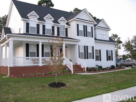 904 Hathaway Court 5 Beds Apartment for Rent