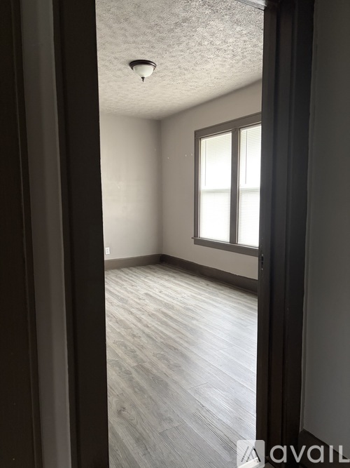 535 East Oxford Street 3 Beds Apartment for Rent - Photo gallery 5