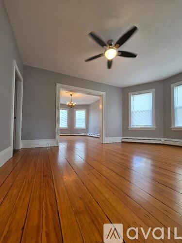 20 Goddard Street 2 Beds Apartment for Rent